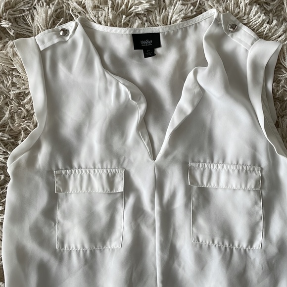 Mossimo White sleeveless blouse size small - Picture 2 of 6